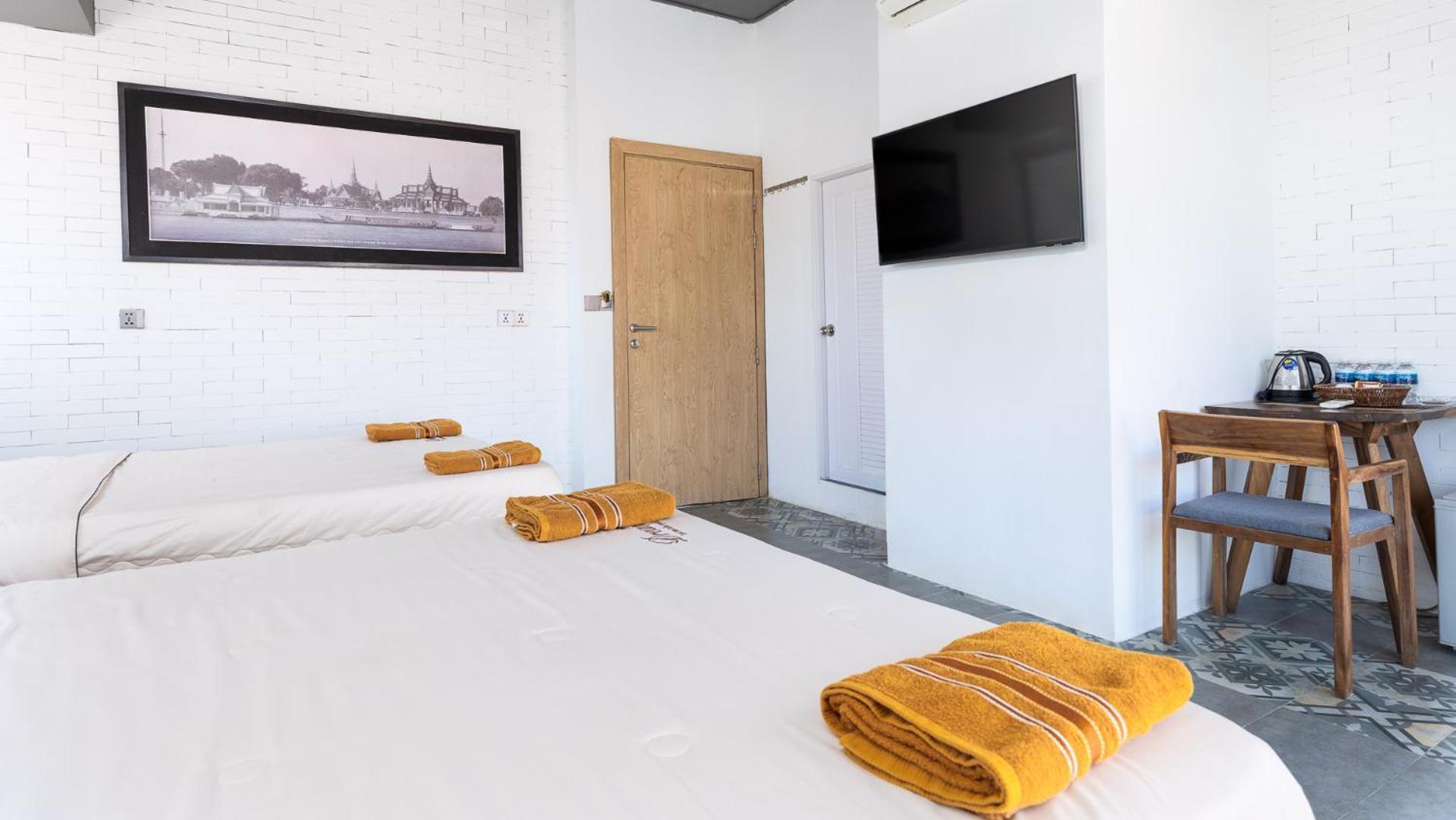 Sky Hotel Central Phnom Penh - Rooms & Apartments Экстерьер фото